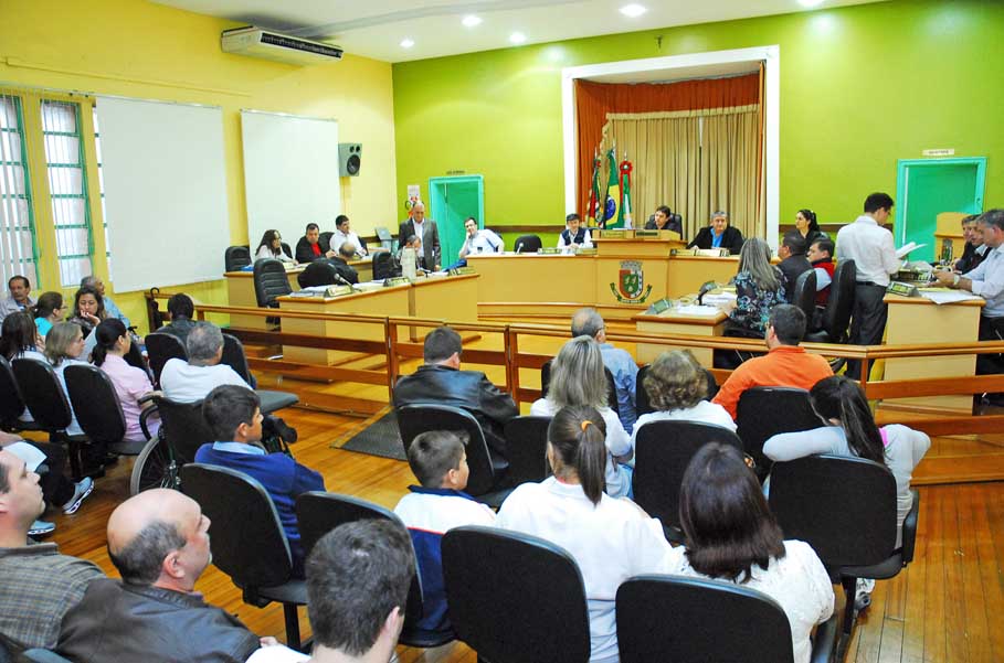 Vereadores aprovam jornada de trabalho de 30 horas para técnicos e auxiliares de enfermagem