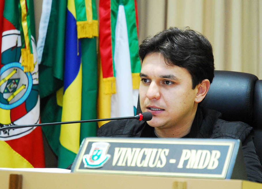 Makvitz solicita informações quando à existência de projetos de revitalização de Praças e demais espaços públicos