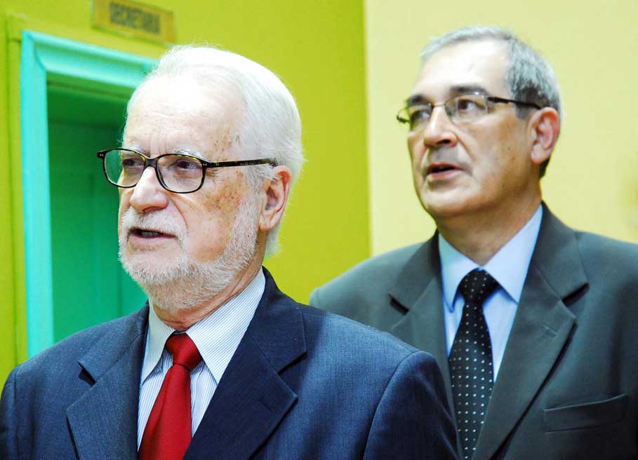 Títulos de Cidadania são concedidos durante solenidade no Legislativo Municipal
