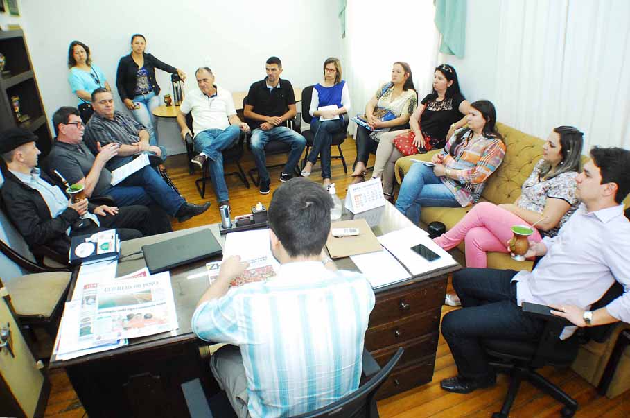 Prefeitura de Santo Ângelo pretende recorrer a financiamento para pagar 13º de seus funcionários.