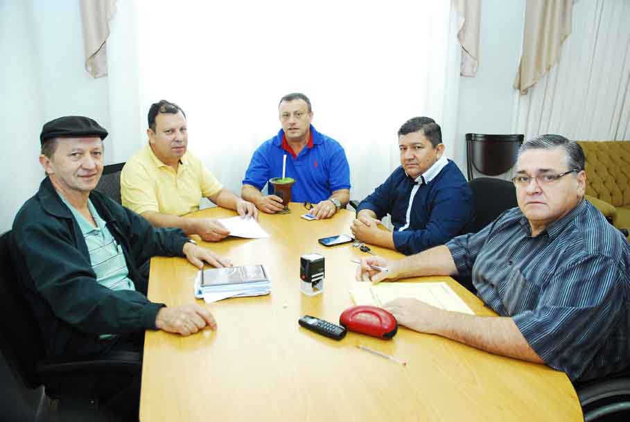 Vereadores preocupados com reajustes dos servidores municipais