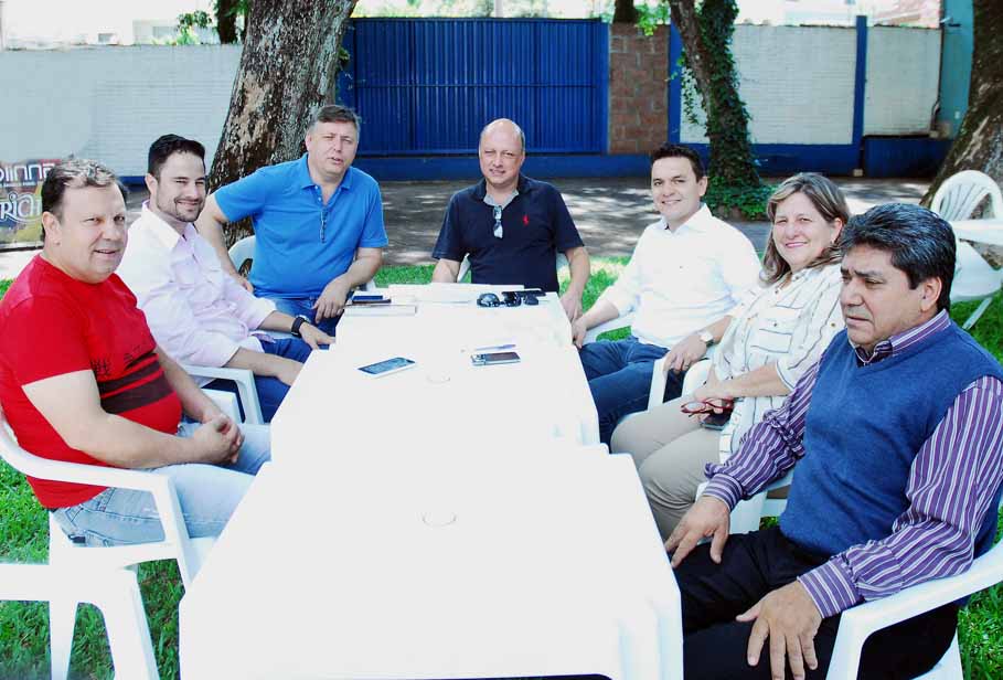 AABB de Santo Ângelo trabalha pela implantação de uma Escolinha de Tênis para crianças e adolescentes do município