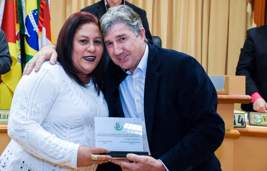 Médicos cubanos receberam homenagem pelo trabalho realizado em Santo Ângelo 