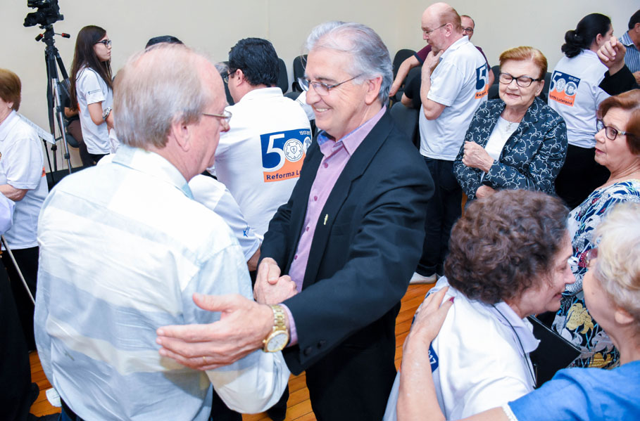 Sessão especial  celebra os 500 anos da Reforma Protestante