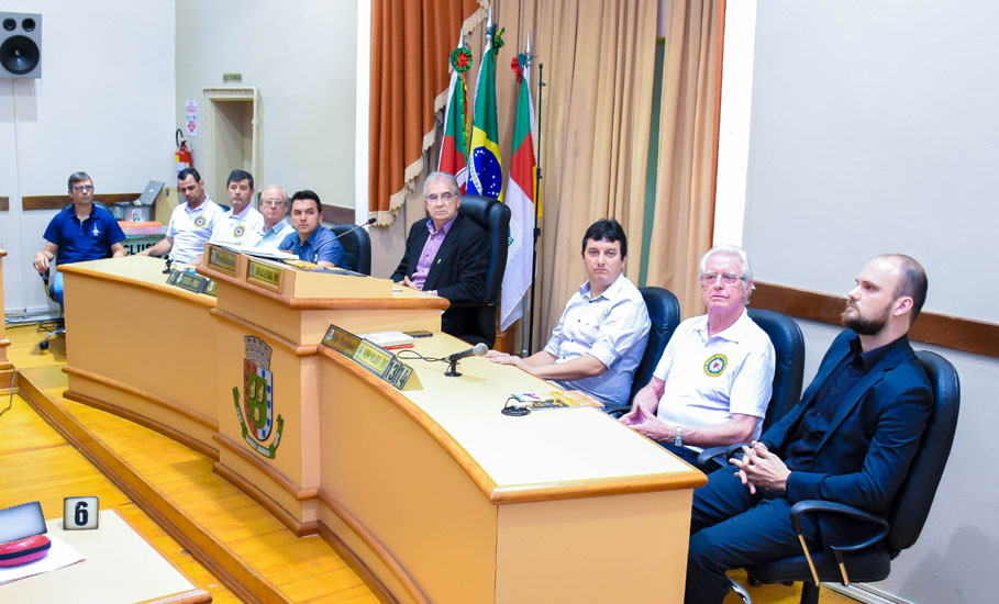 Sessão especial  celebra os 500 anos da Reforma Protestante