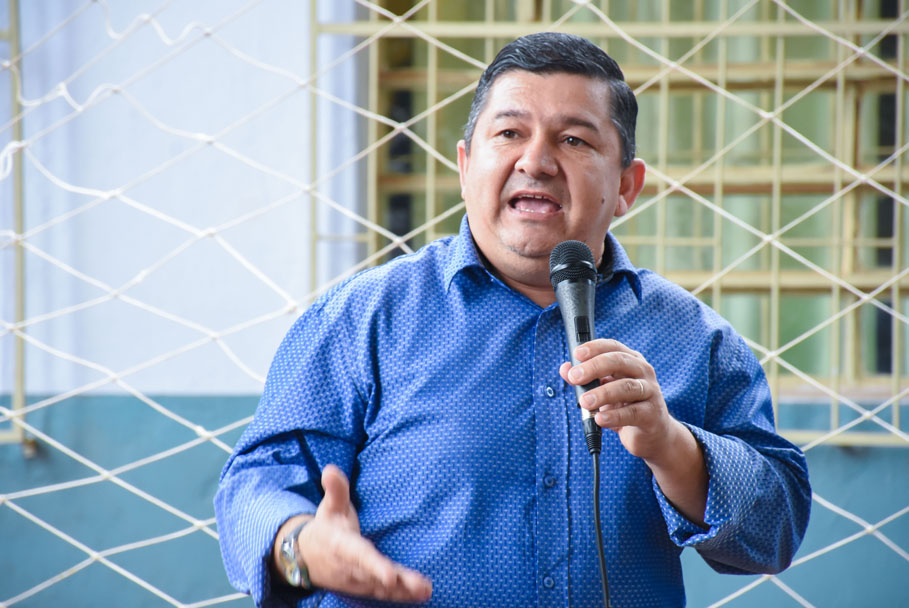 Legislativo acompanha entrega de novos uniformes a crianças do projeto social da ASAF 