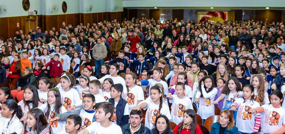 Legislativo acompanha formatura do Programa Educacional de Resistência às Drogas e Violência