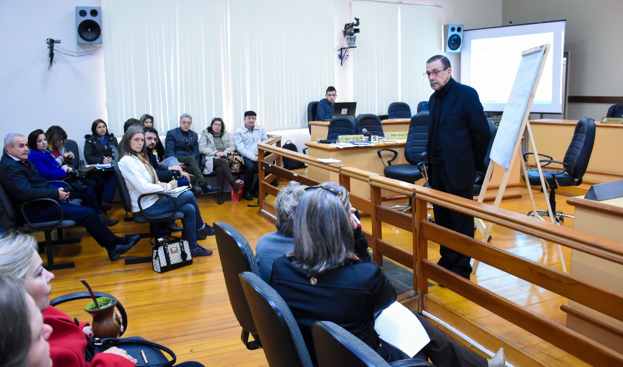 COMUDE realiza Assembleia Geral na Câmara de Vereadores