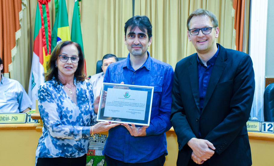 Legislativo homenageia os 80 anos da Primeira Igreja Batista de Santo Ângelo