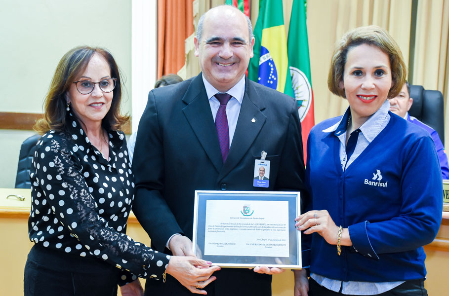 Banrisul recebe homenagem da Câmara de Vereadores pelos seus 90 anos