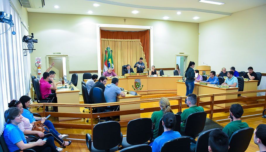 Legislativo aprova projeto de Lei de Diretrizes Orçamentárias para o exercício financeiro de 2019