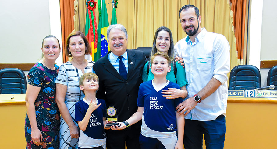 Sessão Especial entrega homenagens do Programa Selo Pela Vida