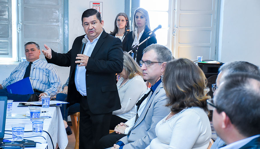 Legislativo presente na abertura da Semana Municipal do Idoso