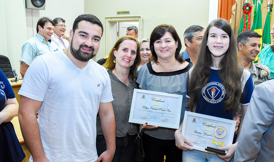 Sessão Especial entrega homenagens do Programa Selo Pela Vida