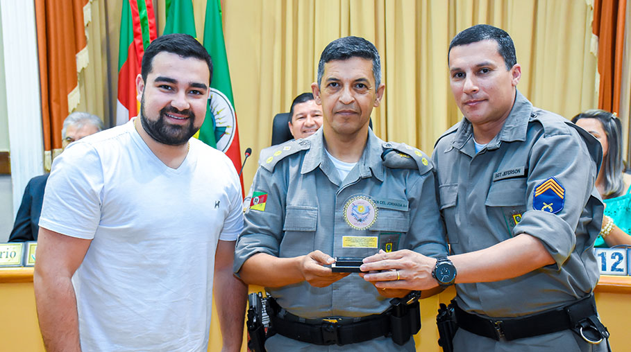 Sessão Especial entrega homenagens do Programa Selo Pela Vida