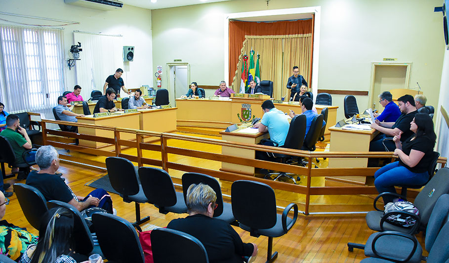 Aprovado Projeto de Lei que institui Programa Família Acolhedora