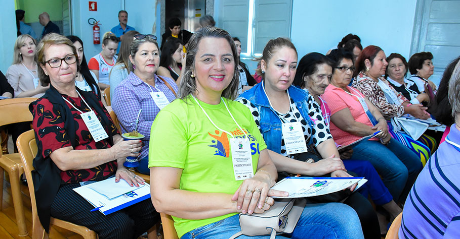 Legislativo presente na abertura da Semana Municipal do Idoso