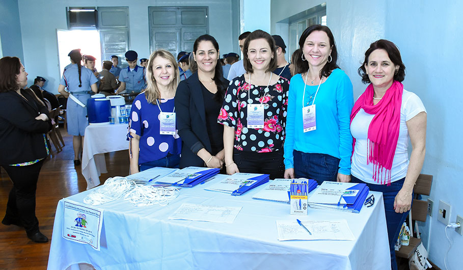 Legislativo presente na abertura da Semana Municipal do Idoso