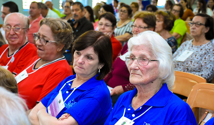 Legislativo presente na abertura da Semana Municipal do Idoso