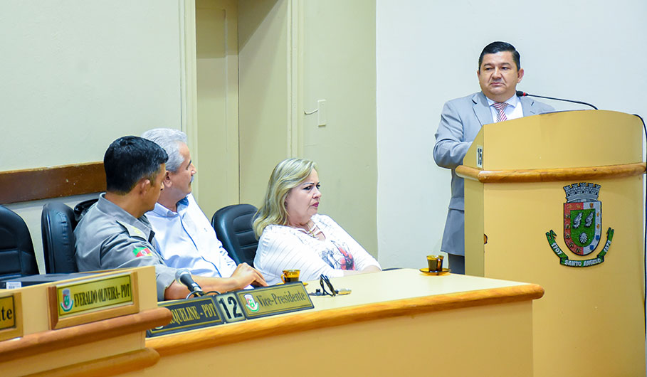 Sessão Especial entrega homenagens do Programa Selo Pela Vida