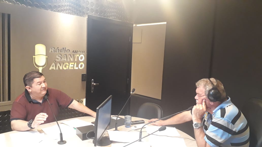 Everaldo de Oliveira (PDT) fala sobre sua gestão em entrevista à Rádio Santo Ângelo