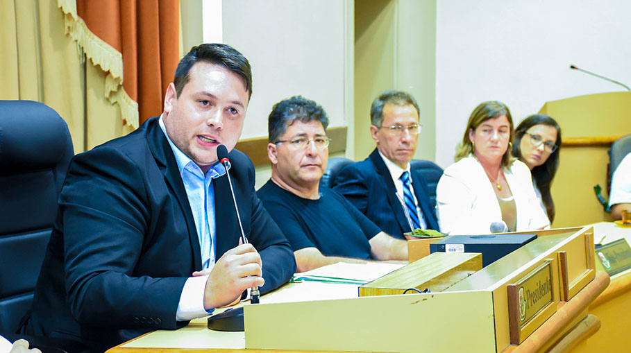 Secretaria Municipal de Cultura recebe homenagem da Câmara de Vereadores