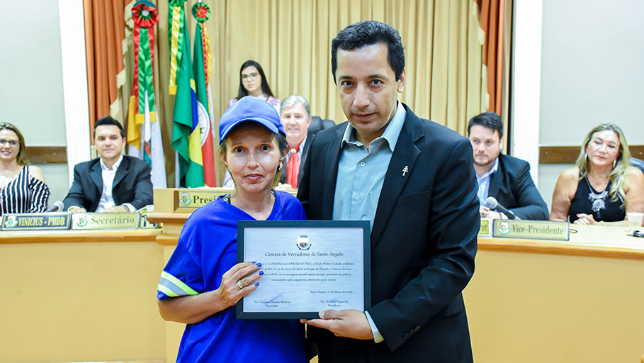 Título Mulher Cidadã é entregue em Sessão Especial na Câmara de Vereadores