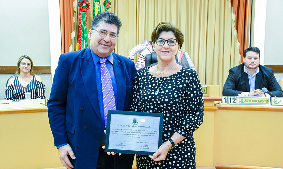 Título Mulher Cidadã é entregue em Sessão Especial na Câmara de Vereadores