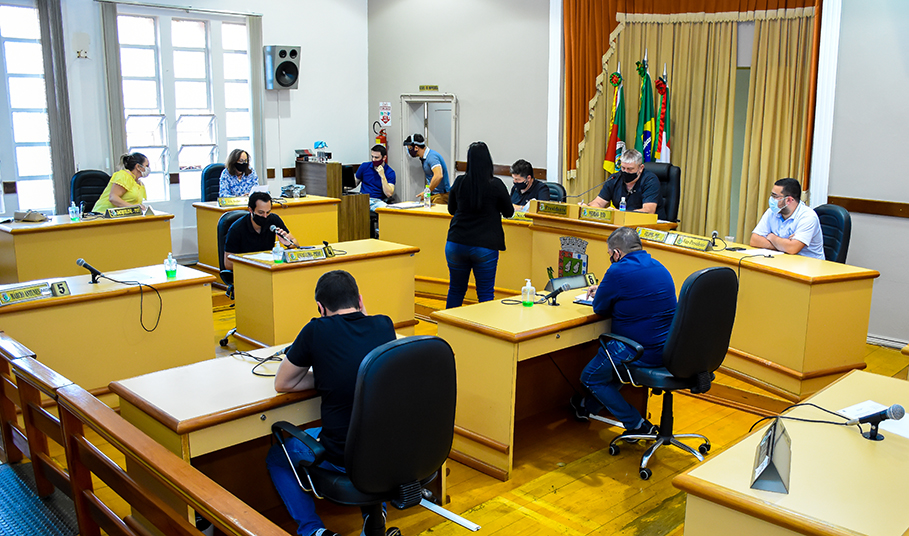 Sessão Ordinária desta segunda-feira, 13
