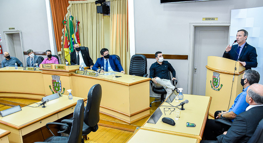 Deputado federal Ubiratan Sanderson recebe título de Cidadão Honorário de Santo Ângelo