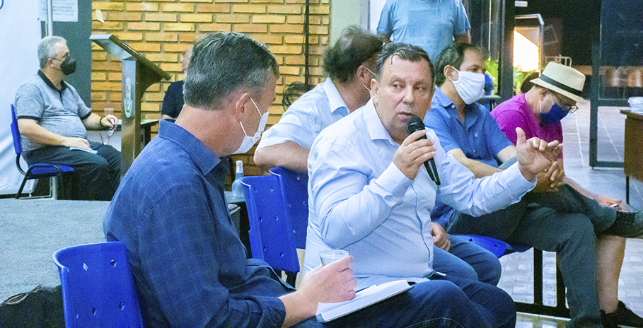 Câmara de Vereadores participa de reunião com lideranças municipais, juntamente com o DAER.
