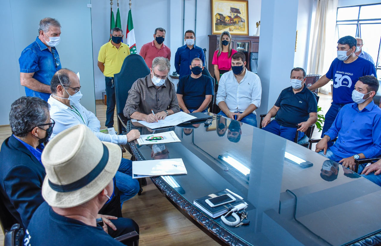 Assinada ordem de serviço para a construção do (ESF) do Bairro Ditz.