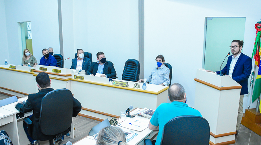 CIENTISTA MISSIONEIRO EDUARDO RIGON ZIMMER RECEBEU A ORDEM DA CRUZ MISSIONEIRA