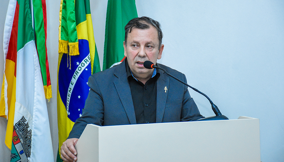 SOLDADO VALÉRIA SIQUEIRA É HOMENAGEADA NA CÂMARA DE VEREADORES