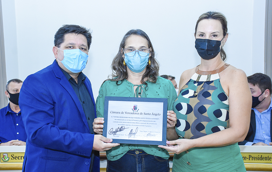 CENTRO MISSIONEIRO DE EQUOTERAPIA COMEMORA 15 ANOS DE ATUAÇÃO.