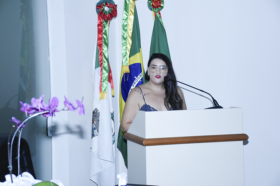 CONFIRA A ENTREGA DO TÍTULO MULHER CIDADÃ.
