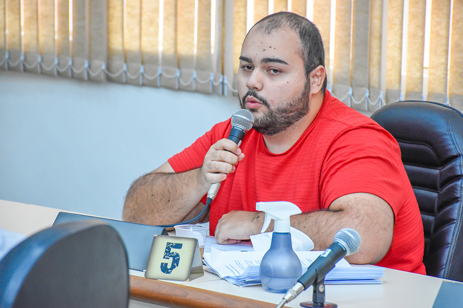 PODER LEGISLATIVO PROMOVE DEBATE SOBRE O TRANSPORTE PÚBLICO MUNICIPAL.