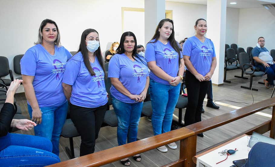 PROMOTORAS LEGAIS APRESENTAM PROJETO VOLTADO ÀS MULHERES EM SANTO ÂNGELO 