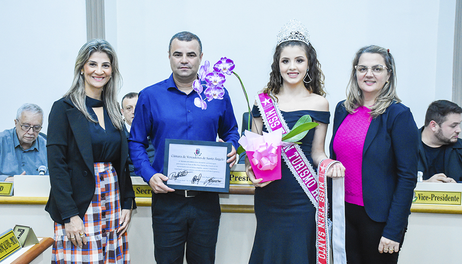 SESSÃO ESPECIAL HOMENAGEOU A MISS TEEN TURISMO RS MAIARA EDUARDA LEAL