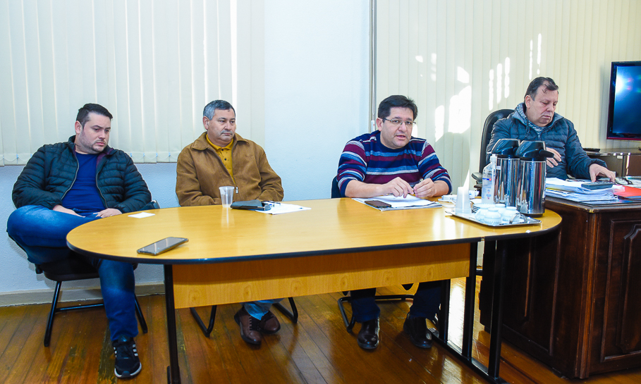 Legislativo busca regulamentação para administração dos cemitérios municipais