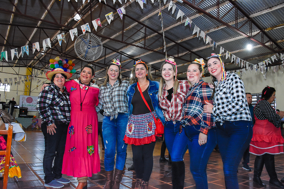 Clubes de Mães da comunidade do Rincão do Sossego realizam festa junina