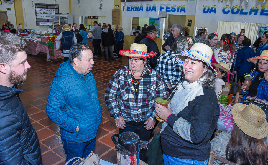 Clubes de Mães da comunidade do Rincão do Sossego realizam festa junina