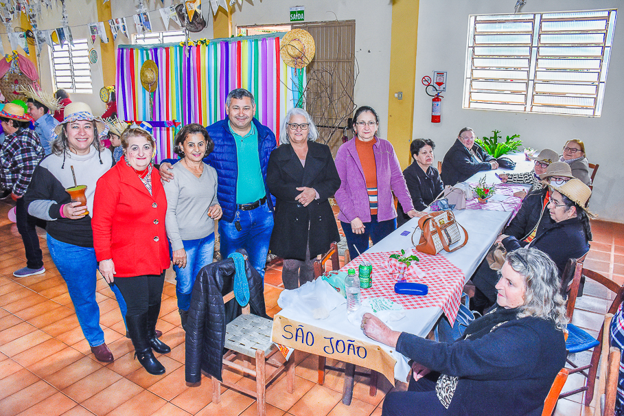 Clubes de Mães da comunidade do Rincão do Sossego realizam festa junina