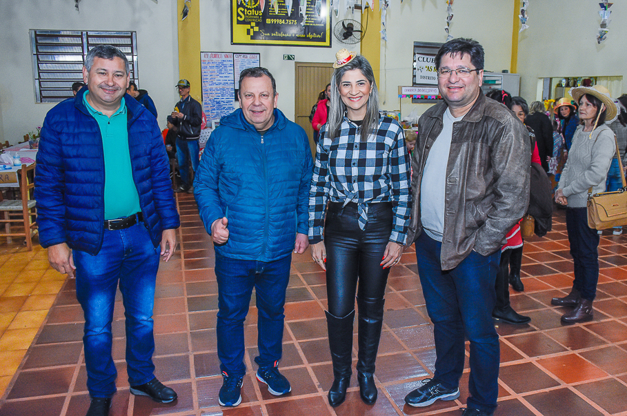 Clubes de Mães da comunidade do Rincão do Sossego realizam festa junina