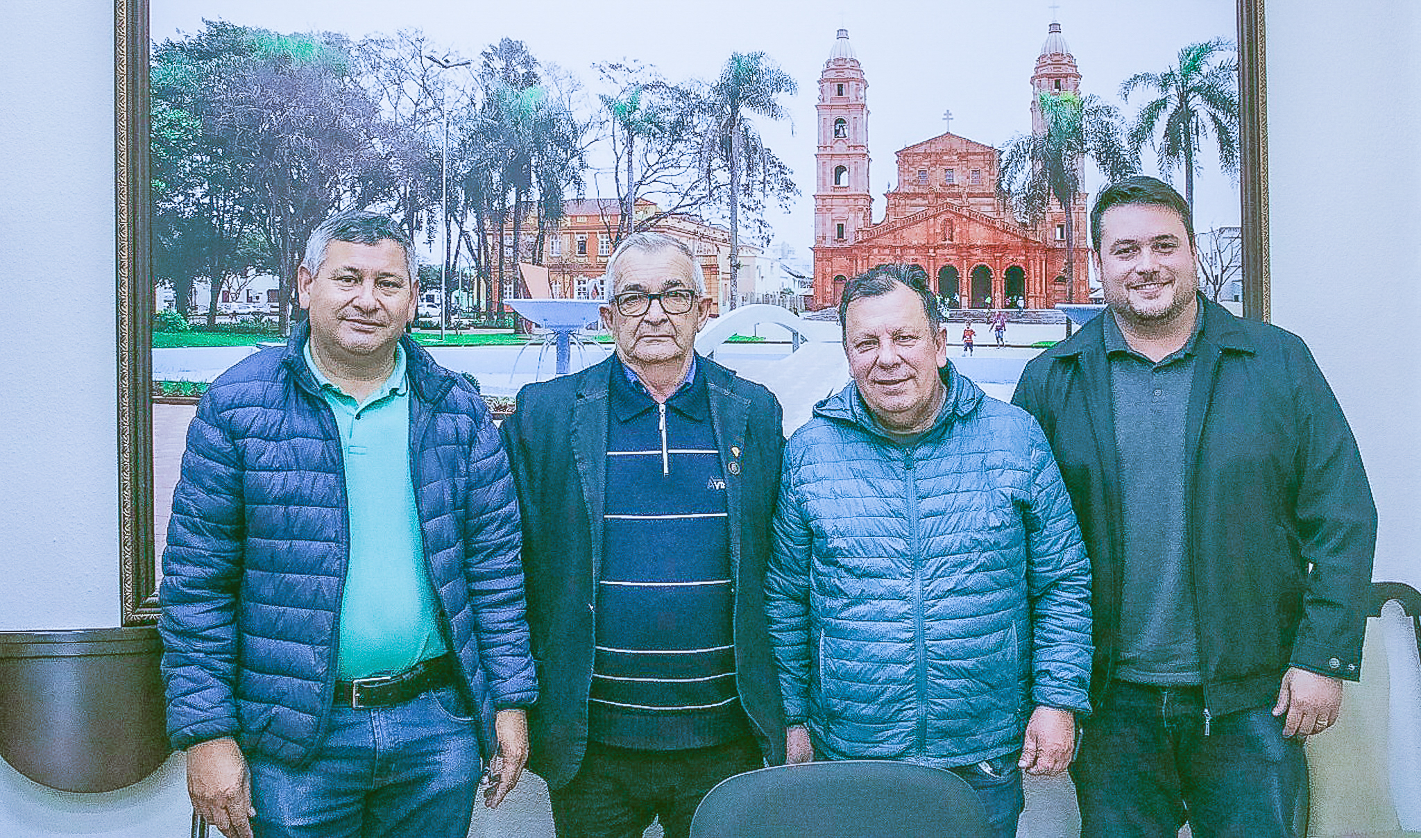 Presidente do Legislativo São-borjense visita a câmara de Vereadores de Santo Ângelo