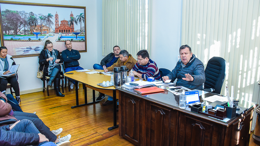 Legislativo busca regulamentação para administração dos cemitérios municipais