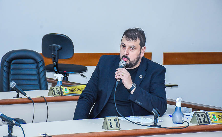 Legislativo recebe empresa Novo Mundo para tratar sobre questionamentos levantados em Plenário
