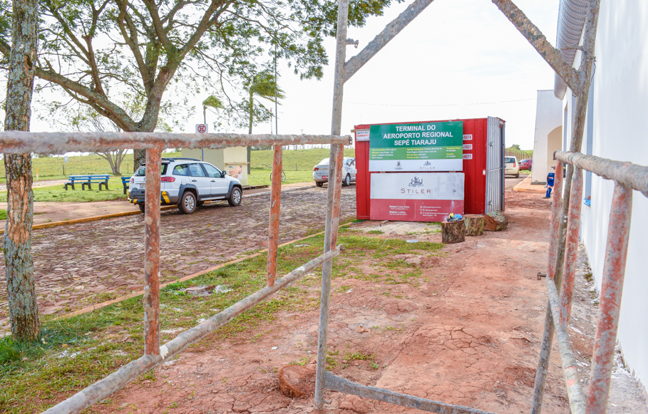 Parceria entre entidades poder público garante o andamento das obras do Aeroporto Regional