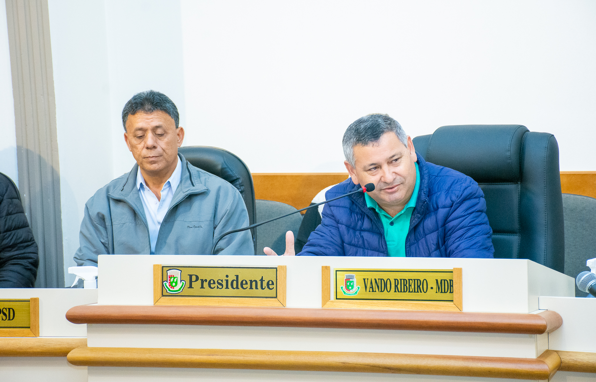 Reunião define ações de melhorias para os pontos de táxi de Santo Ângelo