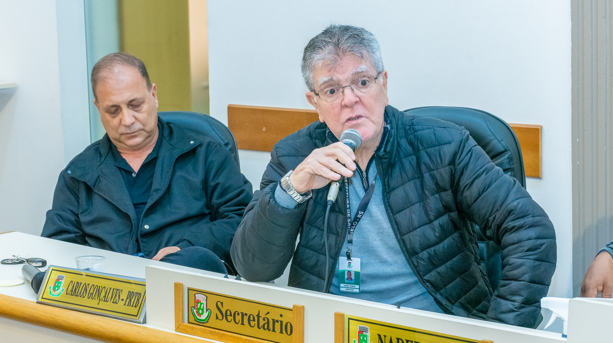Reunião define ações de melhorias para os pontos de táxi de Santo Ângelo